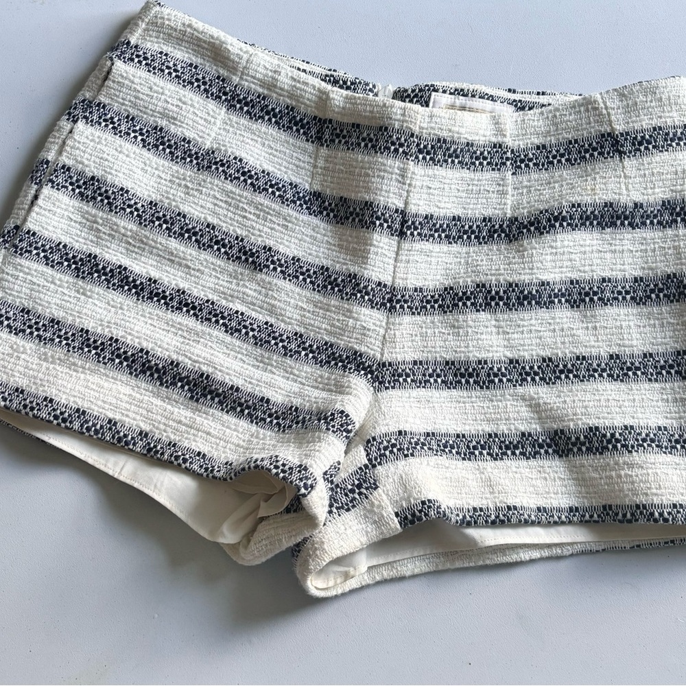 Sail to Sable Navy Stripe Jacquard Shorts‎ Size 0